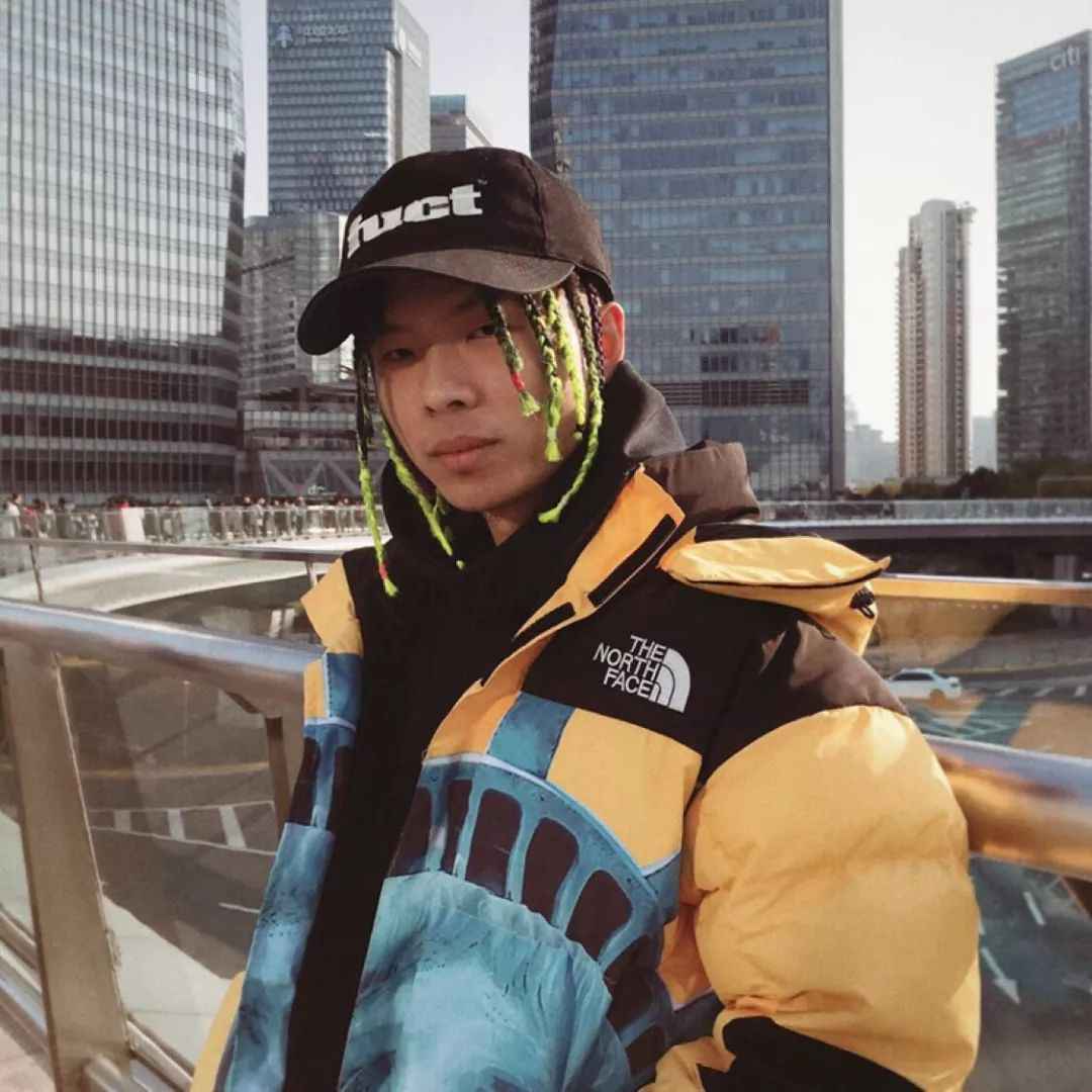 这首歌献给那些英年早逝的传奇