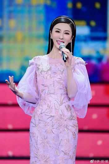 伊丽媛：有一种魅力，其实就是刻在骨子里的修养