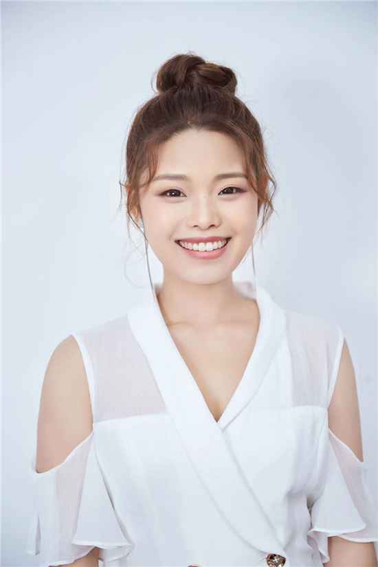 “莫小贝”扮演者王莎莎亮相《声临其境》女大十八变