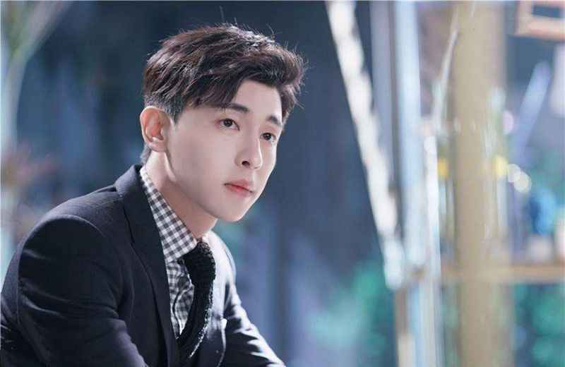 《极限挑战》少了五个人，能不能靠着邓伦翻红呢？