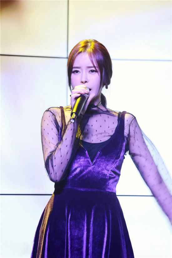 赵慧仙斩获亚洲新歌榜金曲奖