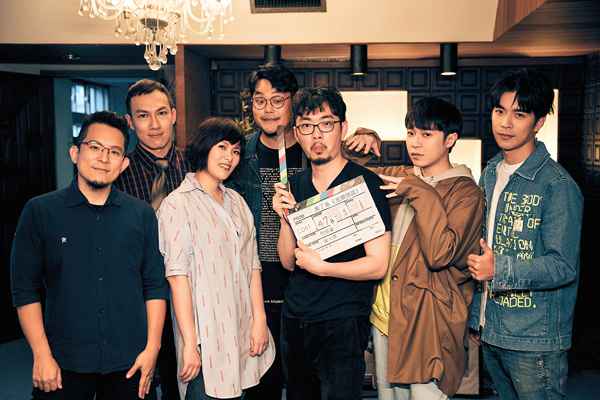 3 史无前例专辑推出试听影集 鱼丁糸主题曲〈我就奇怪〉青峰学八种鬼唱歌?