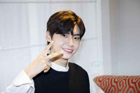 全人类羡慕！吃不胖的李鎭赫：新专辑曲风完全是我的STYLE！