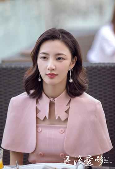 开年口碑剧《还没爱够》正热播 揭晓韩庚恐婚背后的真相