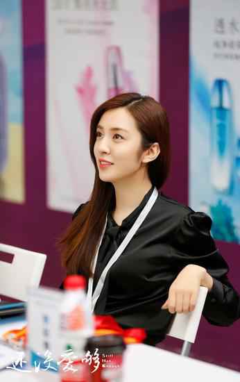 开年口碑剧《还没爱够》正热播 揭晓韩庚恐婚背后的真相