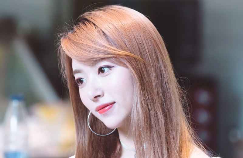 《青你2》练习生被问及变美方法，赵小棠直言不讳孔雪儿不敢说话