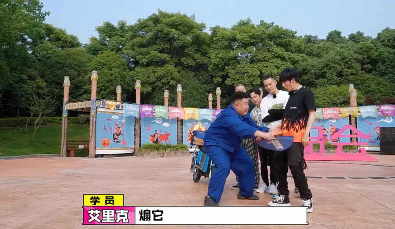 《认真的嘎嘎们GAGMAN》原地一发技过招 大张伟、李诞现场为“争议”battle