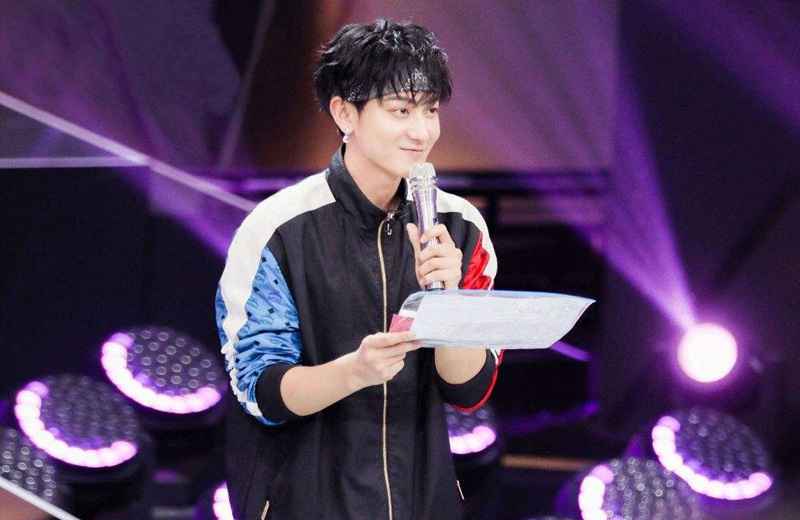 《创造营2020》成团位从11人缩减至7人，黄子韬教鹿晗当教练