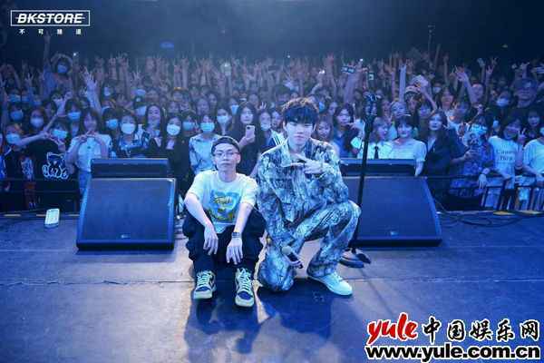 与刘思鉴一同开启宇宙漫游之旅 巡演「 2 : 58 」首站完美落幕