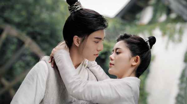 古装短剧《危险良人》开播,糖衣炮弹凶猛来袭!