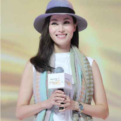 李嘉欣首次参加内地综艺节目 作为补位嘉宾