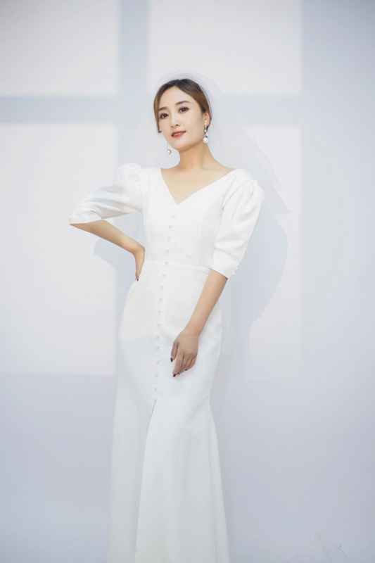 刘洋新歌《安分的女人》上线 唱出女人真实的心声