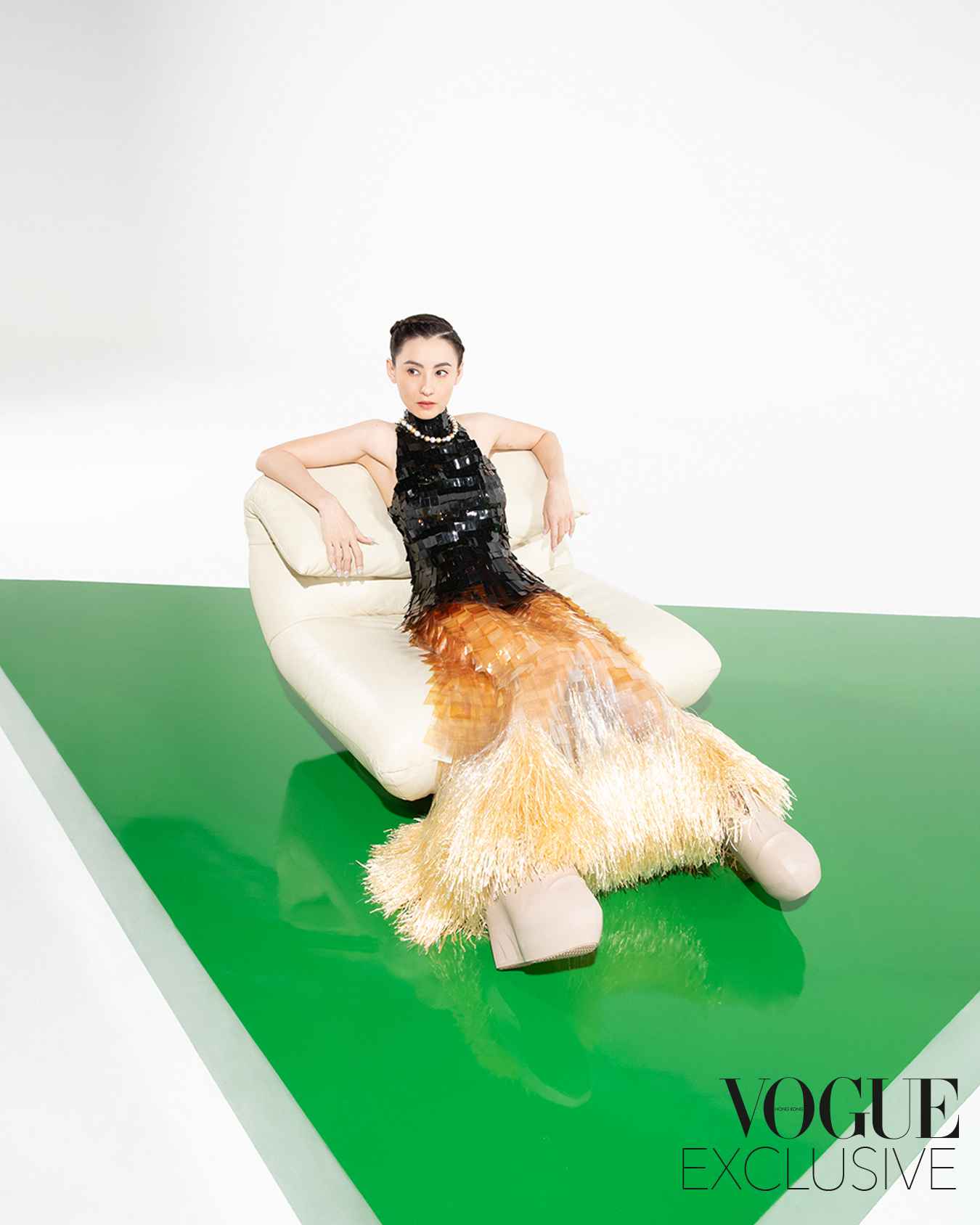 张柏芝港版《VOGUE》八月刊封面及内页全公开