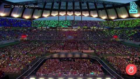 被吐槽2年之后…SEVENTEEN的新版应援棒终於来了！亮度等级大提升~?