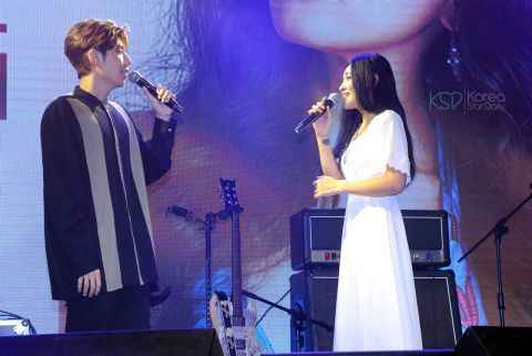 身材瘦小声量惊人 文珽逅访台揪潘裕文高歌“I Believe”