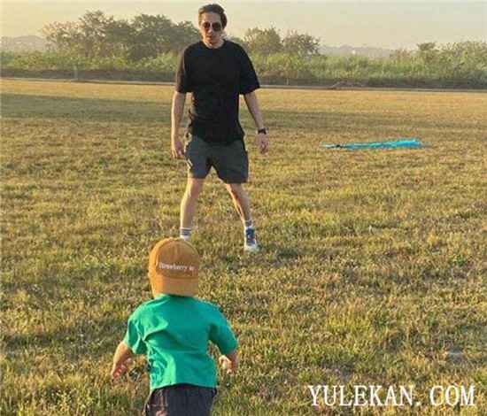 为什么Ella要带着自己的儿子去参加同志婚礼？