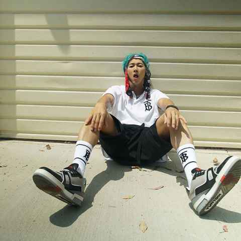 张佑赫9月3日推出新单曲《STAY》！ 暌违8年终於回归