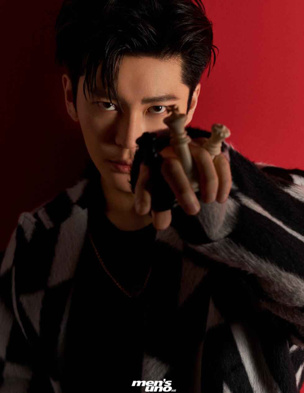 王嘉登《风度Men's uno》8月刊封面 为女心理师学会观察人心