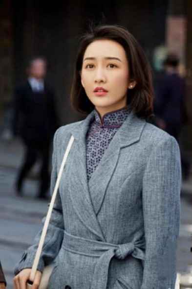 民国造型谁惊艳?王鸥华丽,刘诗诗惊艳,看了伊丽媛才知道气质有多重要