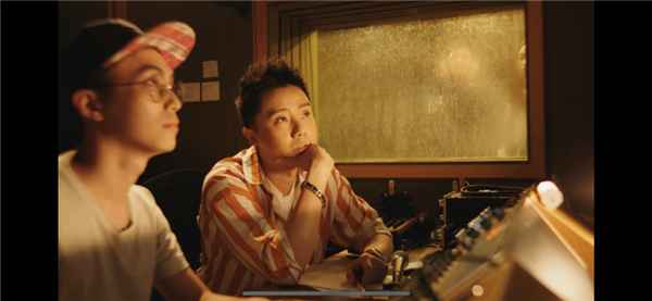 新锐唱跳组合MFM全新华语派台《谢谢你爱过》