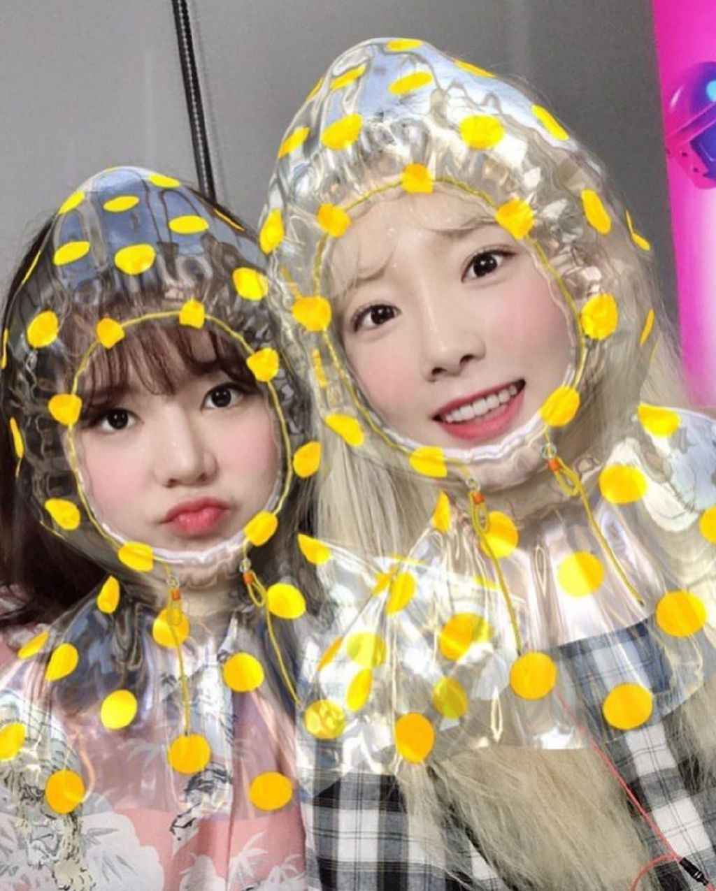 虎牙直播第五集结束 小雨衣滤镜双短line超可爱