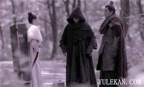 苦荷和肖恩他们是如何回到中原的？来到神庙早已弹尽粮绝