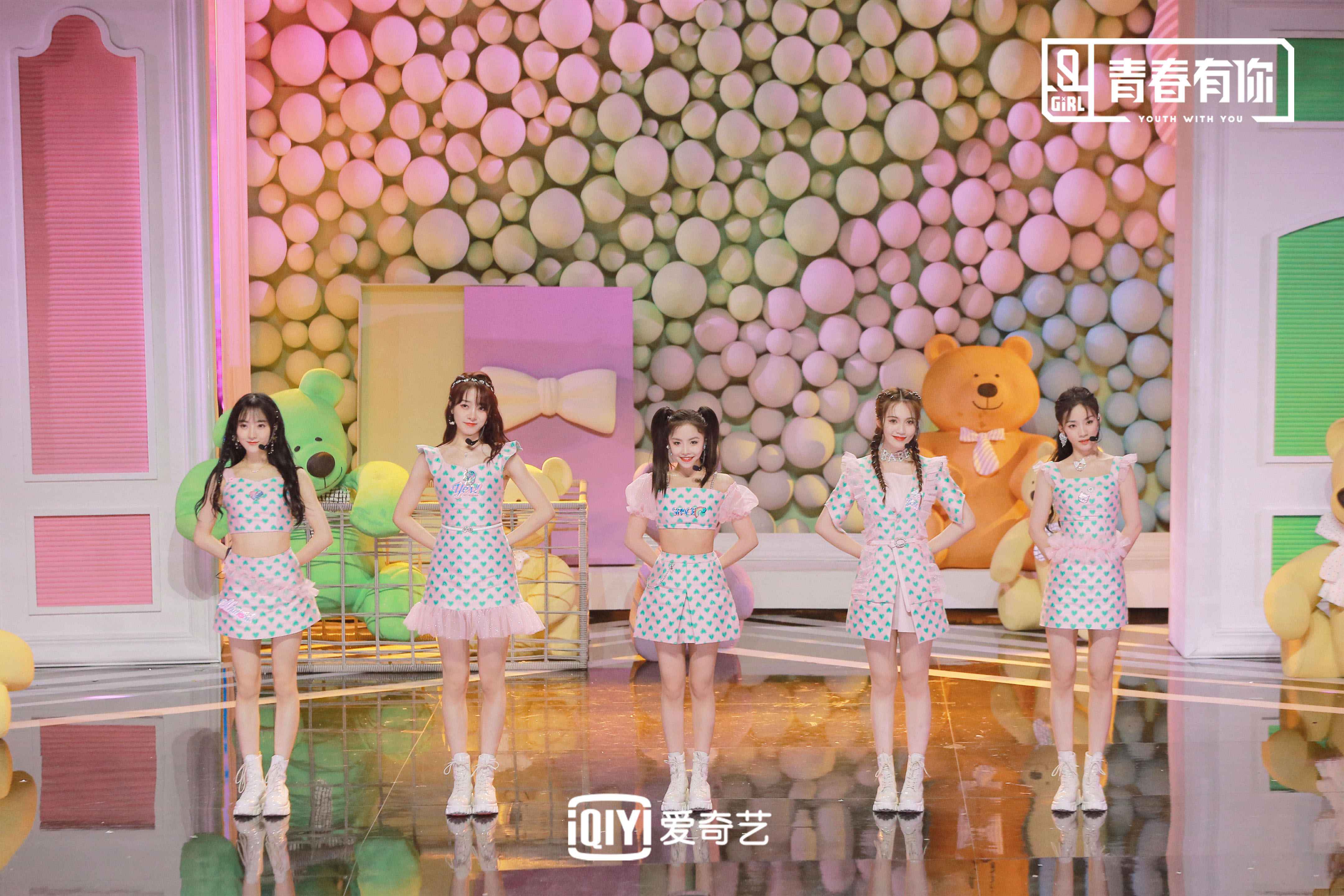 《青春有你2》优质舞台频出 虞书欣上官喜爱对决