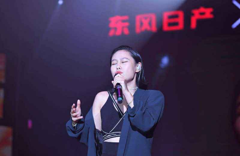 《歌手当打之年》嘉宾名单展出，看到歌手名字，网友：看点十足