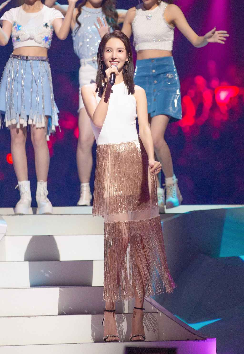 金晨《跨界歌王》翻唱经典 浙江卫视秋季盛典与闺蜜团向美好致意