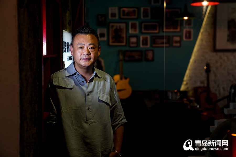 《八大关》主唱张文成父亲节发新歌 《火车往北开》回到有爸爸的时光