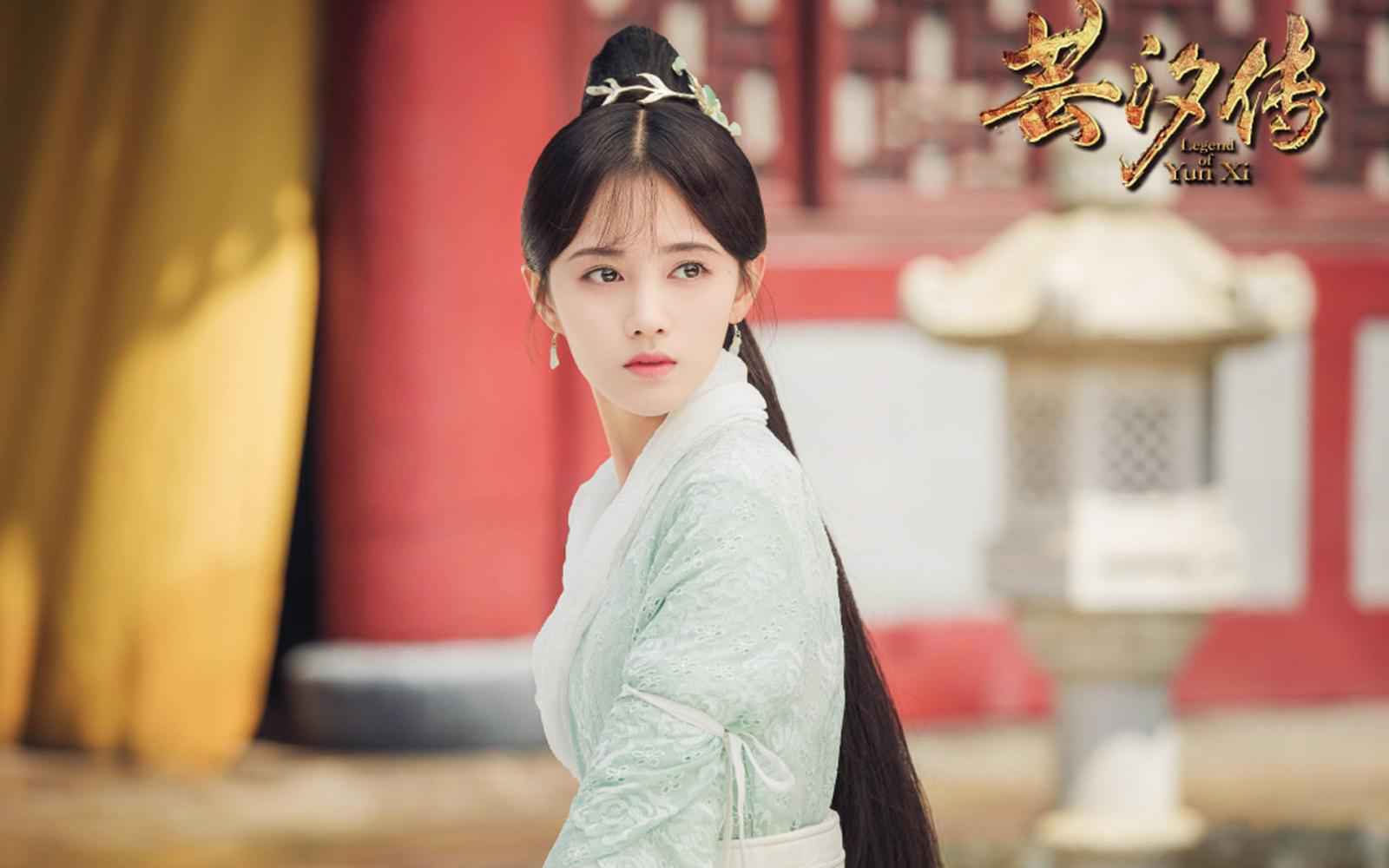 女子站街痛斥德云社,郭德纲为何不回应?网友:没文化真可怕