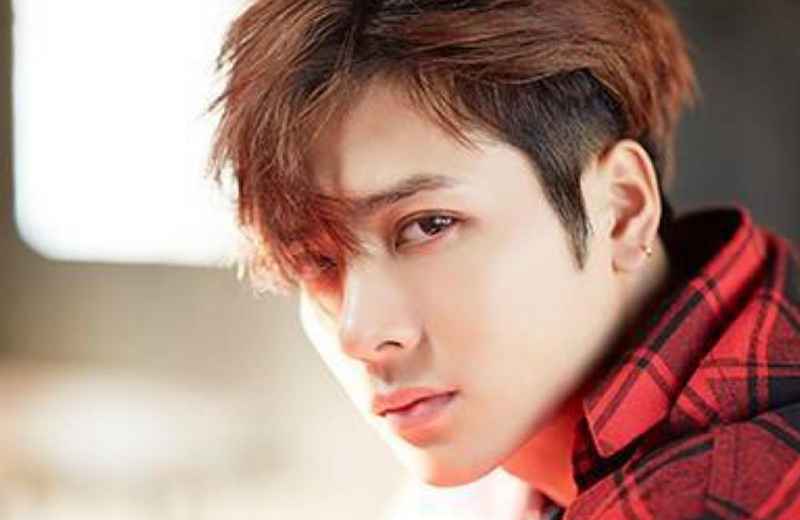 何老师对王嘉尔无法回归表示遗憾，导演组请来一位“老朋友”替代