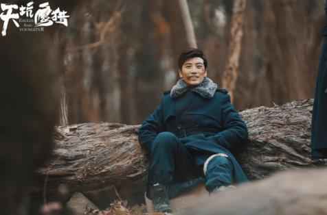 口碑逆袭成英雄！张耀宇《天坑鹰猎》为求真相惨领便当