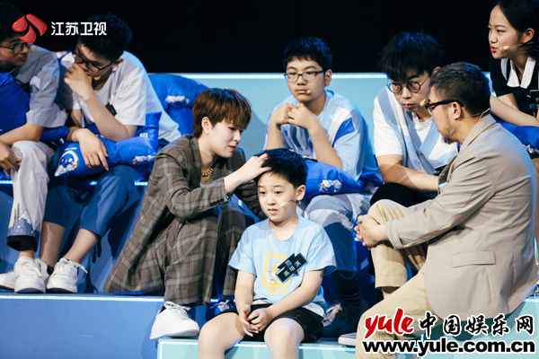 紧急呼叫！《超脑少年团》今晚要“造”手机了