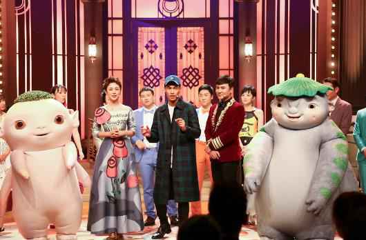 马丽《现场秀》逗趣“捉妖” 角色突破才华多面获肯定