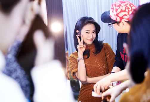 开心麻花韩云云《总动员》长腿吸睛 展喜剧魅力未来可期