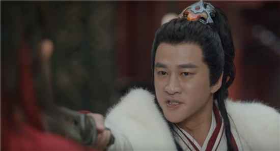 《剑王朝》叶甄真的只是为了逐利背叛梁惊梦的吗？