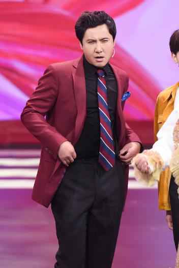 《王牌3》沈腾获众多女神加油鼓劲 搞怪走秀笑翻全场