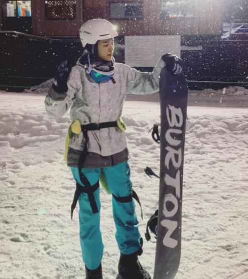 邓紫棋泪崩回忆前男友 痛揭“被迫分手”原因