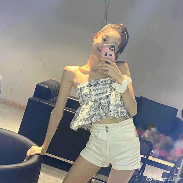 李子璇暴瘦怎么回事 李子璇生病了吗