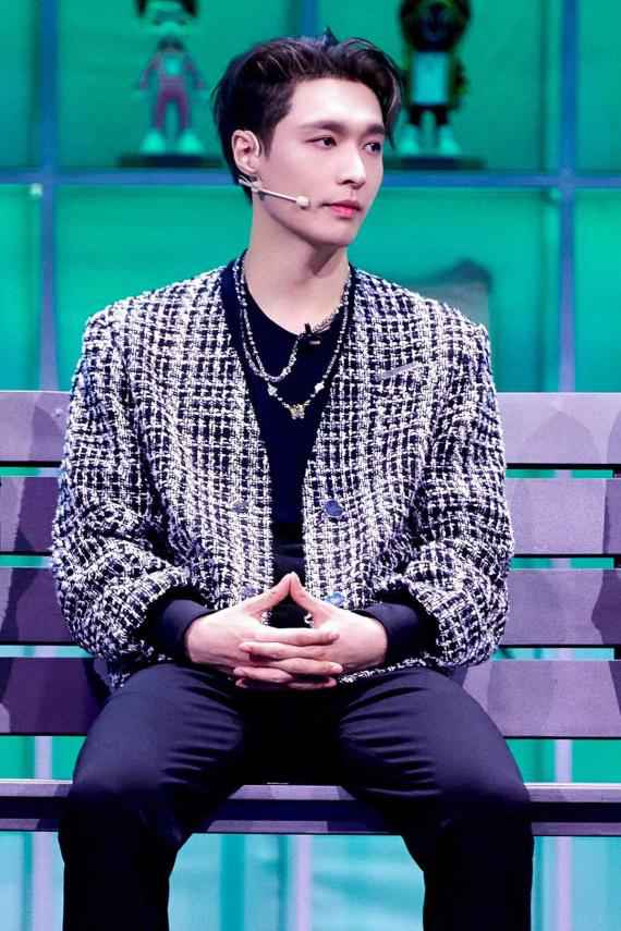 张艺兴《这就是街舞4》交流“舞”艺 专注舞台强力输出