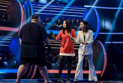 《机会来了》曹颖倪虹洁合力对抗360斤摔角手