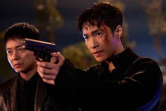 张艺兴《扫黑风暴》即将收官 林警官为正义而战