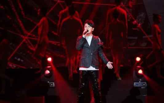 张信哲马来西亚个唱收官 美声如潮水征服“大马小姑娘”