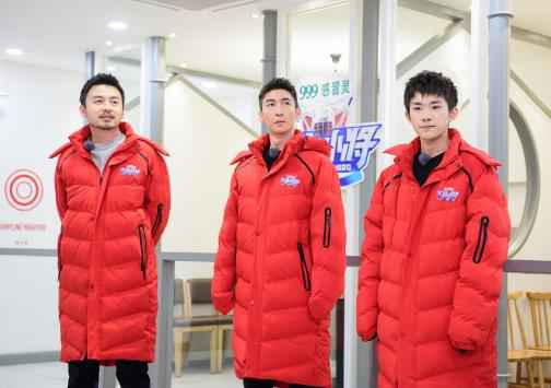 《大冰小将》易烊千玺雷佳音寻守护天使 “疾风少年”武大靖变菜场买手