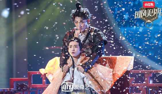 《国风美少年》迎半决赛 刘丰上演三弦+皮影戏获张云雷点赞