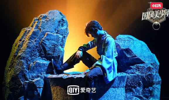 《国风美少年》张云雷自曝北漂心酸经历19岁离家、曾睡快餐店