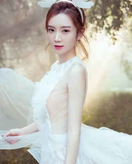 李小宅发行告白情歌《小浪漫》 清新吟唱初夏恋爱絮语