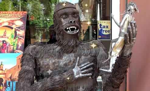 买完石头还要买“猩猩” 沈腾咋这么能“折腾”？