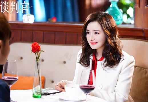 《谈判官》热播收视夺冠 杨幂解开黄子韬父子心结